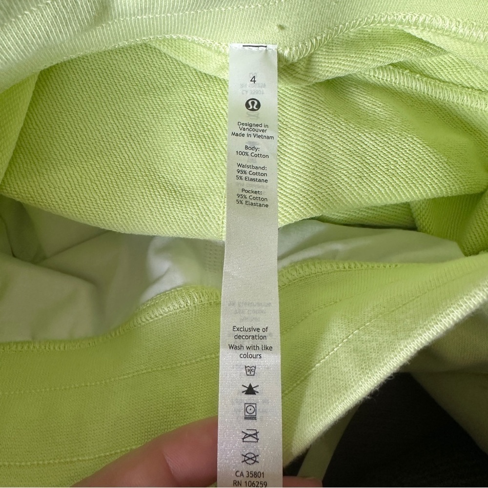 Lululemon Relaxed Fit Super-High Rise Full Length Jogger Sweatpants size 4 - Picture 9 of 13